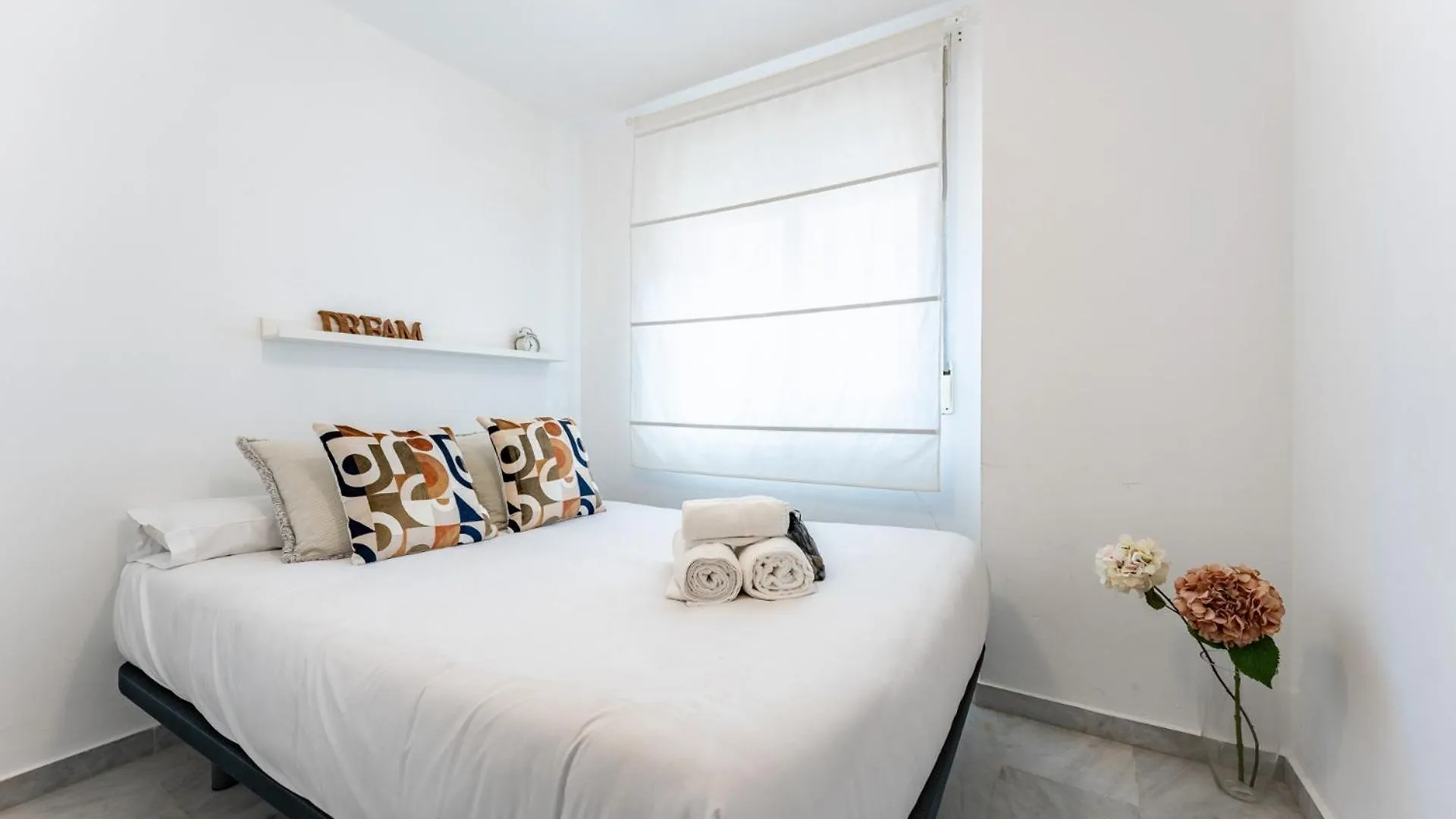 Malagasuite Terrace&Parking Stay Fuengirola
